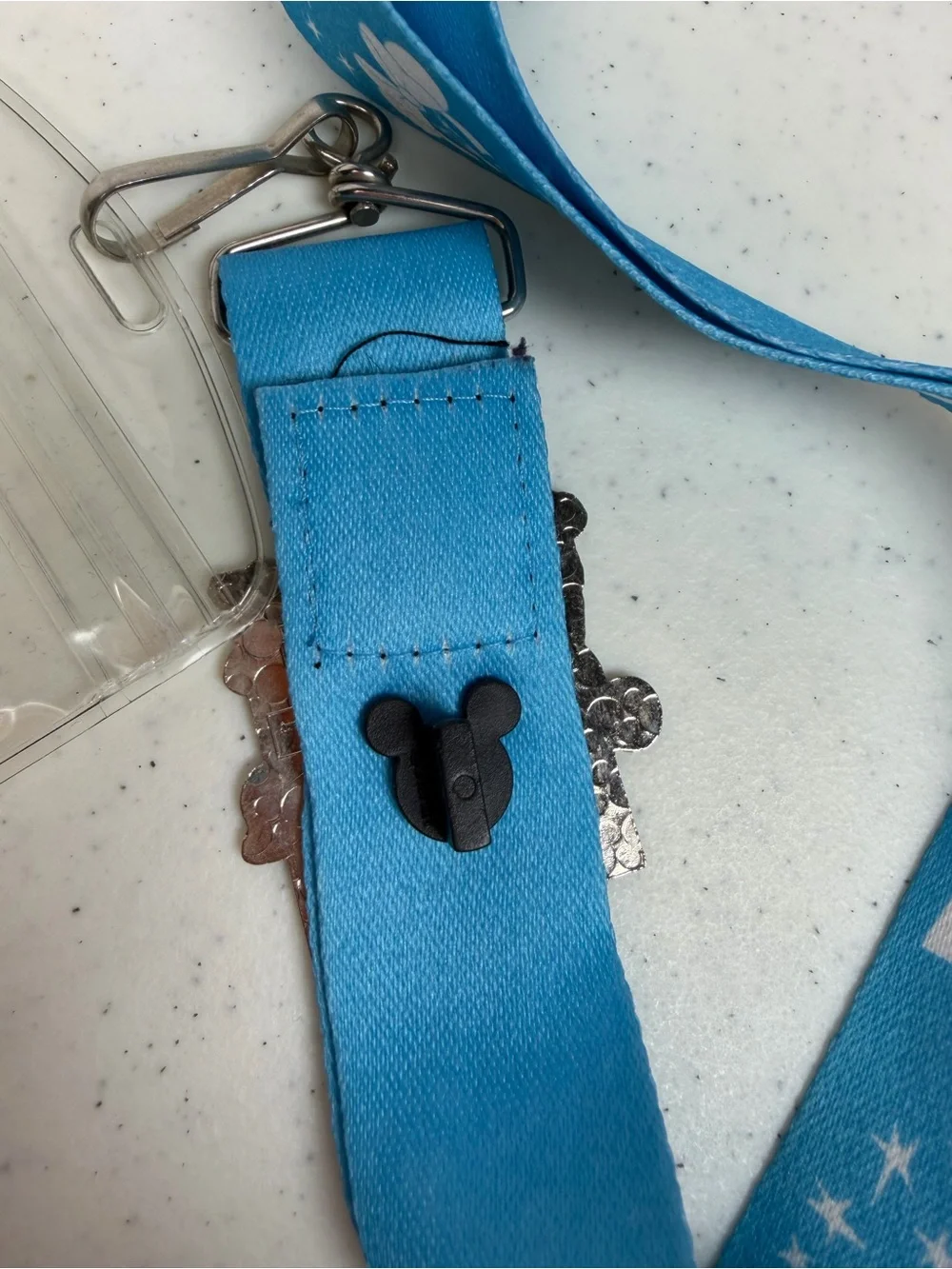Disneyland Resort Mickey & Minnie Pin Lanyard with ID Badge Holder Disney Parks